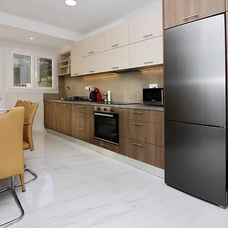 Garitsa Gem Apartment