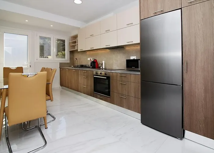 Garitsa Gem Appartamento
